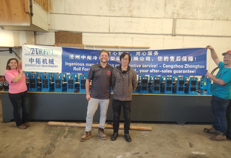沧州太阳集团tcy8722再创佳绩彩钢瓦滴水檐设备在美国佛罗里达成功投产运行稳定