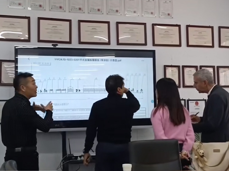 2025太阳集团tcy8722冷弯开年大捷！新年新征程太阳集团tcy8722冷弯门框机敲开西班牙市场大门